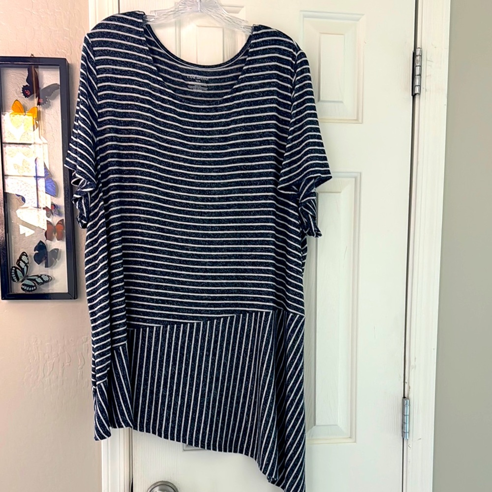 Lane Bryant Navy Blue and White Asymmetrical Tunic Top